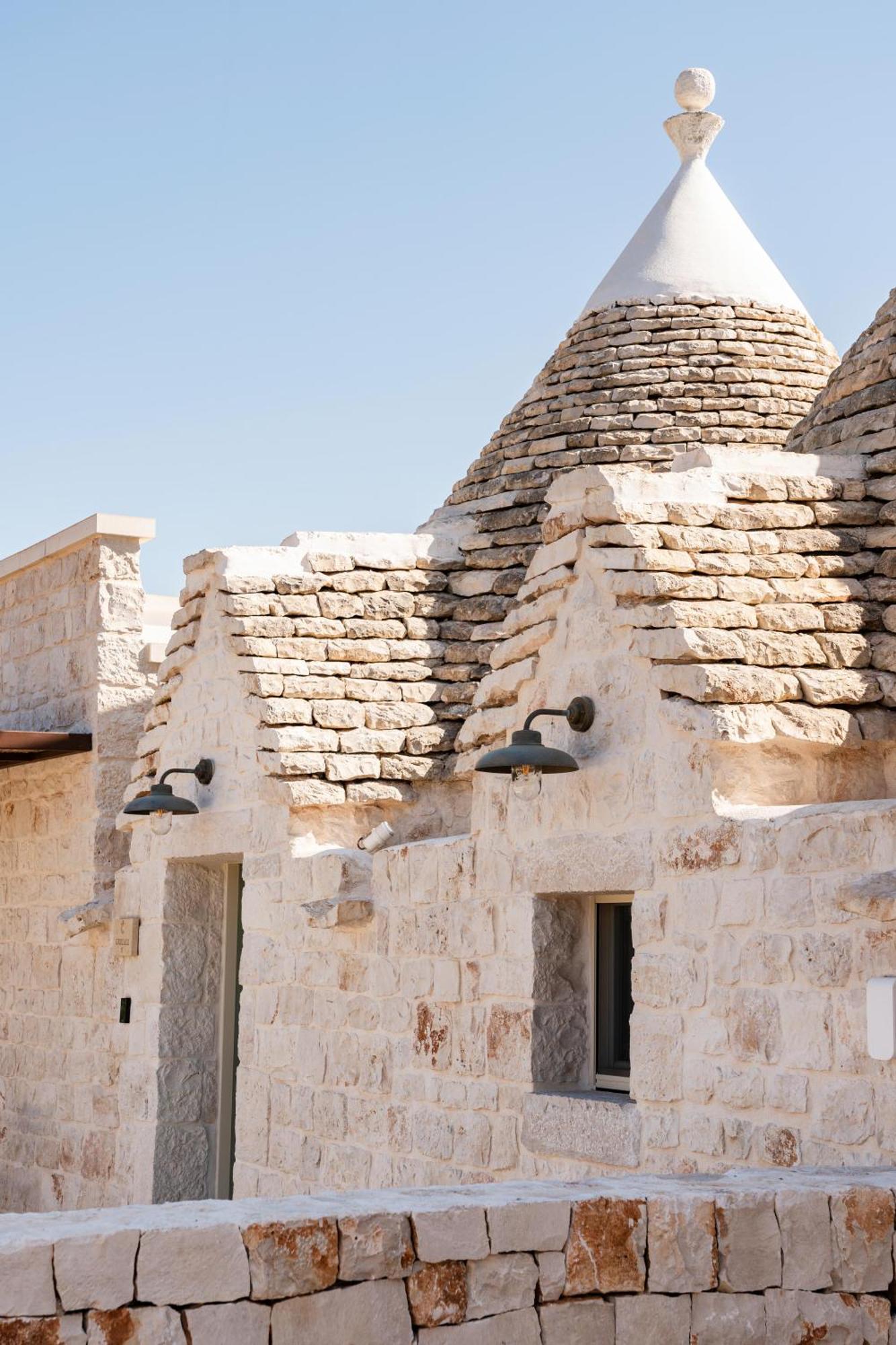 Trullo Jale - Boutique Apartments Ostuni Exterior photo