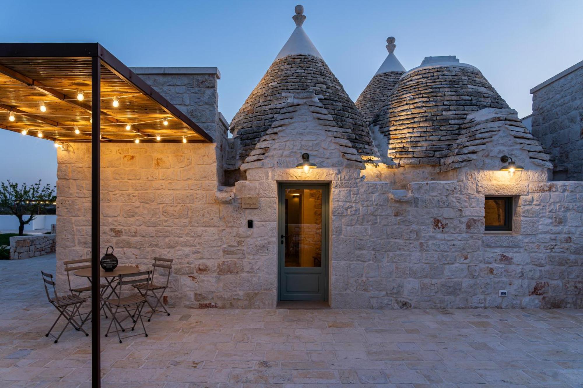 Trullo Jale - Boutique Apartments Ostuni Exterior photo