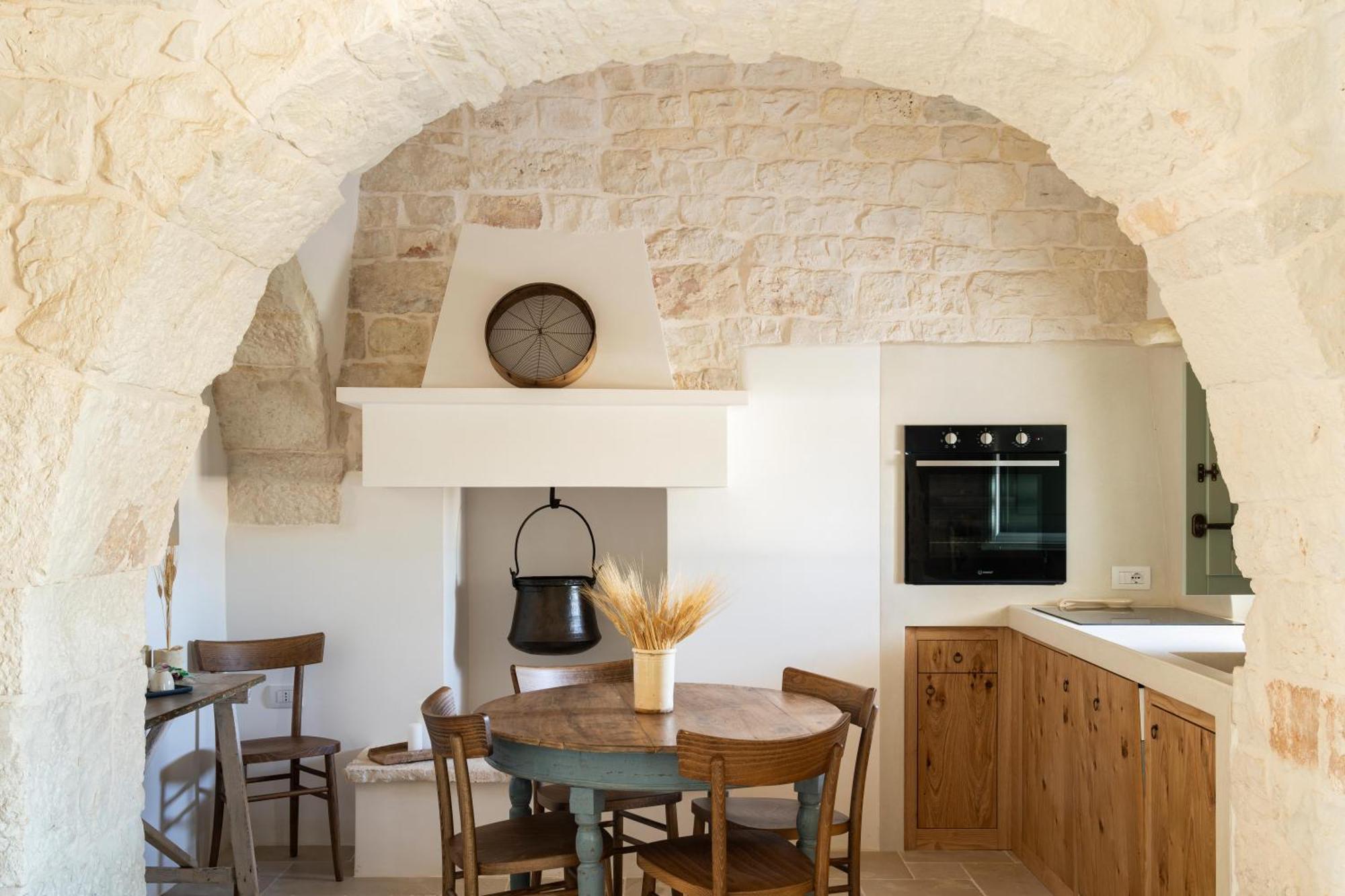 Trullo Jale - Boutique Apartments Ostuni Exterior photo